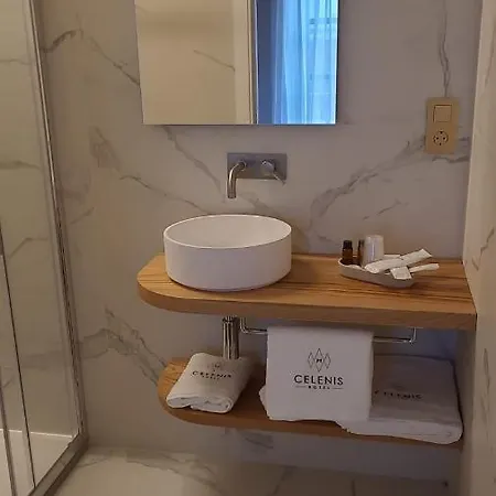 Gæstehus Hcelenis 3*