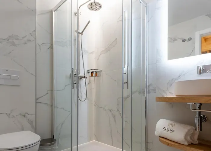 Hcelenis Гостевой дом Кальдас-де-Рейес