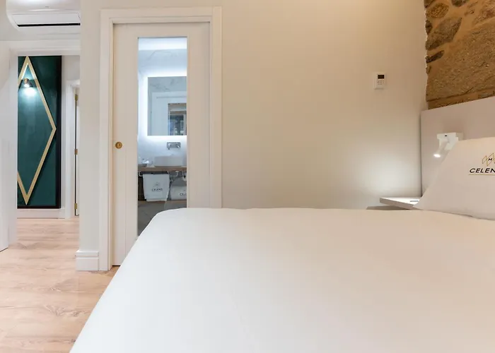 Hcelenis كالداس دي ريس